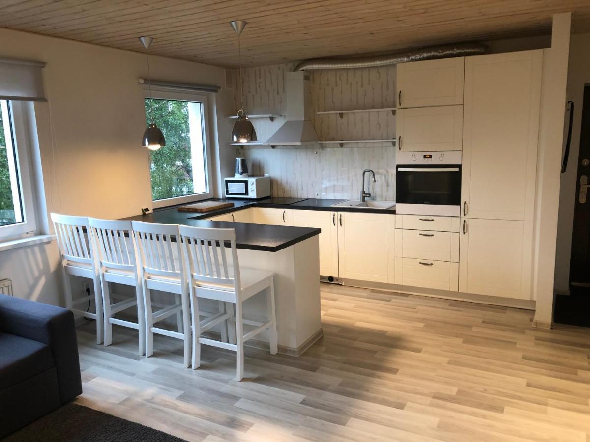 Modern Cozy 2 Bedroom Apartment Near City Center Pärnu Exterior foto